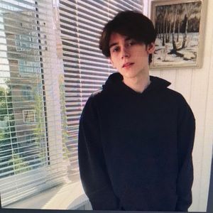 Meet your Posher, Connie